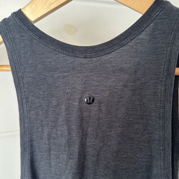 Lululemon Tie & Go Soft Pima Cotton Lightweight Tank in Heathered Black Sz 6 - Picture 12 of 12